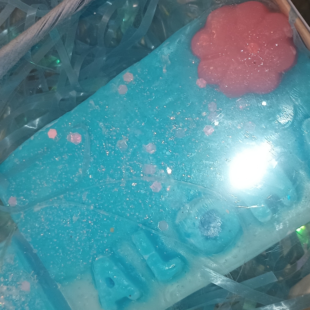 Surf City Soaps Aloha Soaps Gift Box.